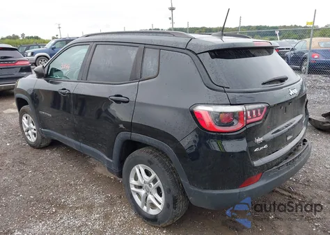 2018 Jeep Compass Sport 4X4 z USA, uszkodzony, nr VIN 3C4NJDAB5JT256830